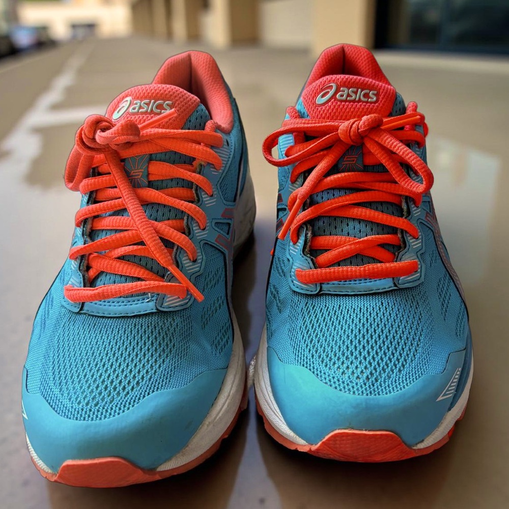 ASICS GT-1000 5 Running Shoes Women's Size 7